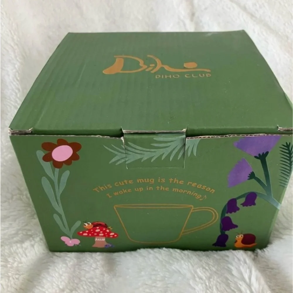 NEW in Box 3D Caterpillar mug coffee cup green monarch butterfly - Picture 7 of 7